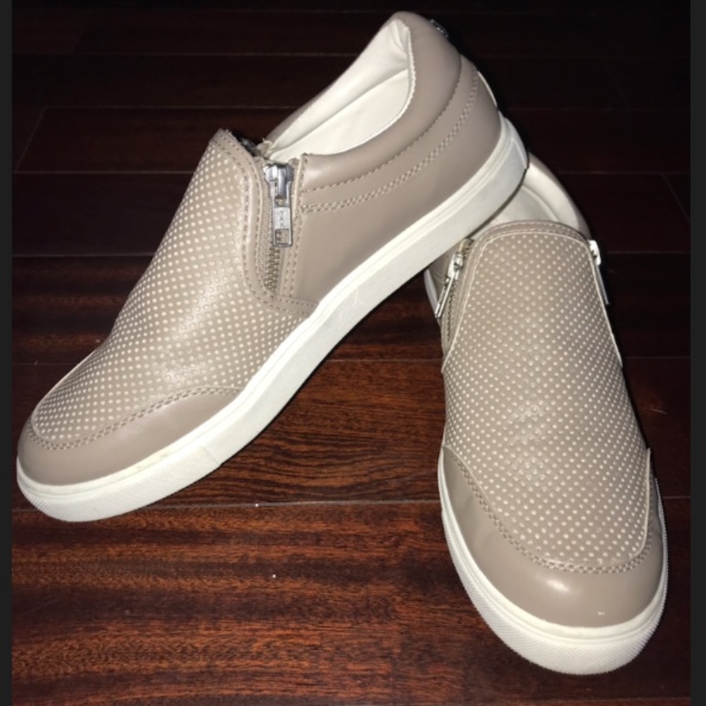 BRASH Cream Leather Slip On Sneakers